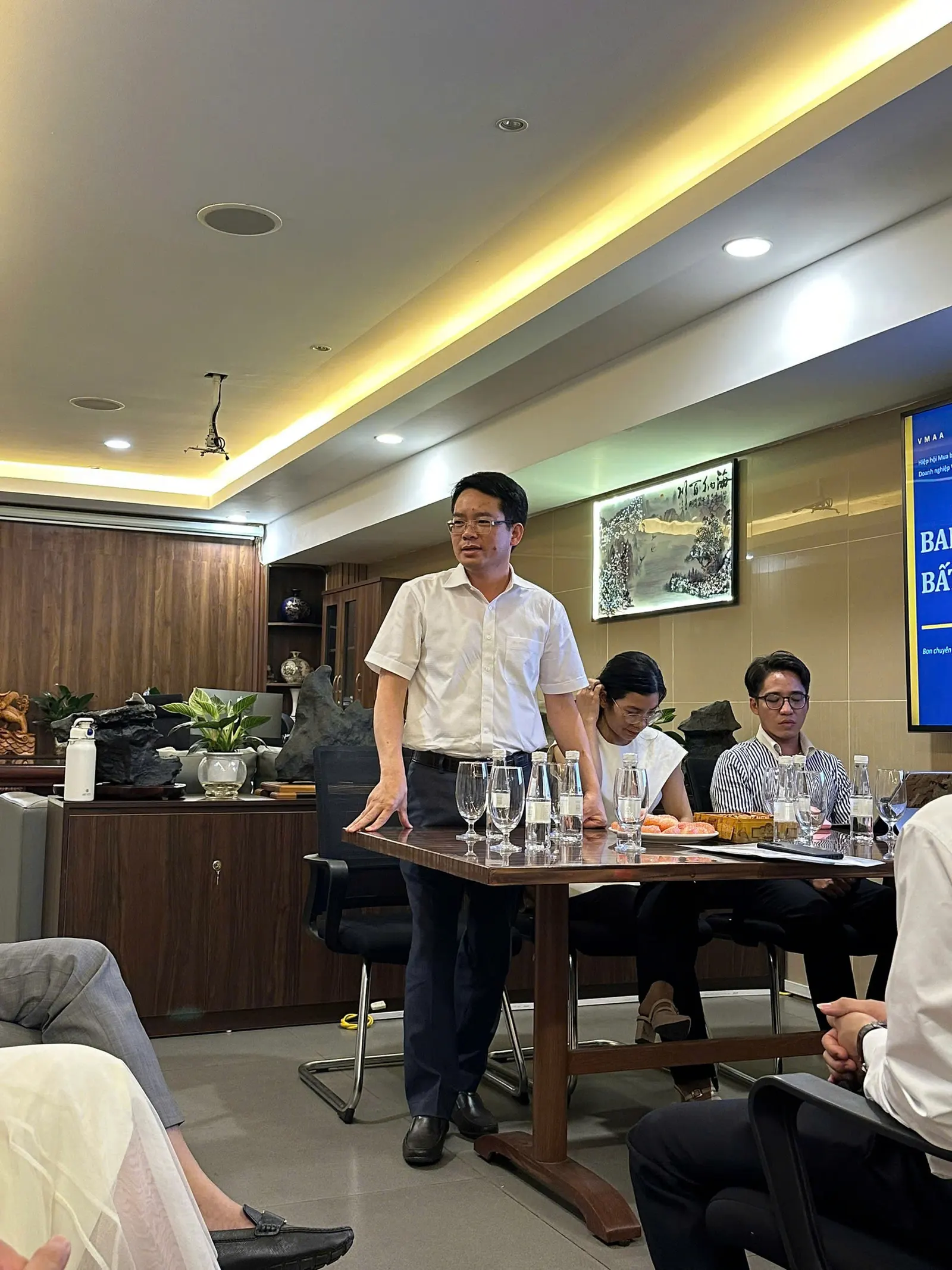 Luật sư Nguyễn Văn Thái - Phó trưởng Ban Vận Động Thành lập Hiệp hội Mua bán và Sáp nhập Doanh nghiệp Việt Nam đại diện phát biểu