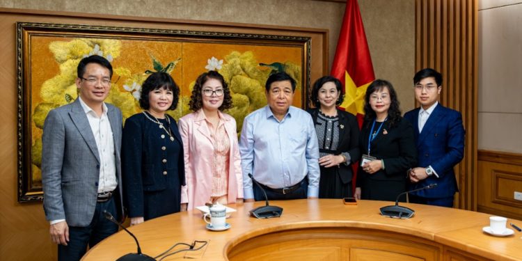 Phó Thủ tướng Nguyễn Chí Dũng tiếp đoàn Hiệp hội M&A Việt Nam: Định hướng phát triển hệ sinh thái M&A bền vững